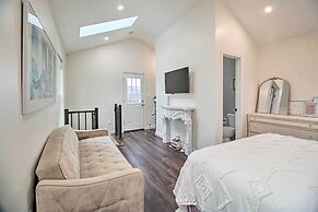 Sunny Front Royal Vacation Rental w/ Hot Tub!