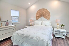 Sunny Front Royal Vacation Rental w/ Hot Tub!