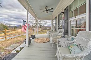 Sunny Front Royal Vacation Rental w/ Hot Tub!