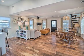 Sunny Front Royal Vacation Rental w/ Hot Tub!