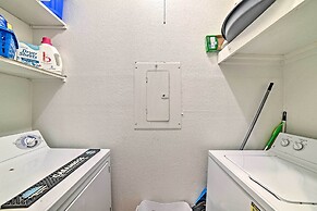 Corpus Christi Resort Condo - Walk to Beach!