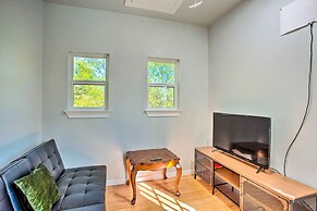 Denison Home w/ Balcony: Walk to Downtown!