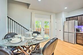 Denison Home w/ Balcony: Walk to Downtown!