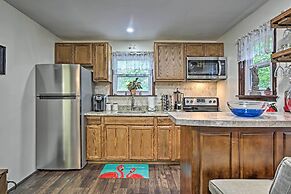 15 Mi to Camelback Ski Resort: Home w/ Deck!