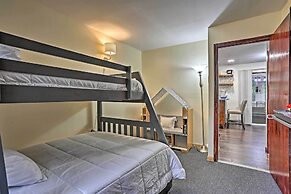 15 Mi to Camelback Ski Resort: Home w/ Deck!