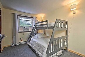 15 Mi to Camelback Ski Resort: Home w/ Deck!