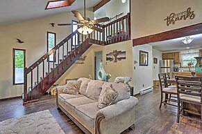 15 Mi to Camelback Ski Resort: Home w/ Deck!