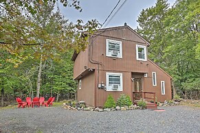 15 Mi to Camelback Ski Resort: Home w/ Deck!