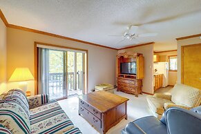 1/2 Mi to Sugar Mtn Resort: Condo w/ Balcony