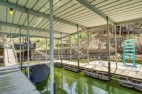 Dock, Boat Slip & View: Lakefront Tan-tar-a Home!