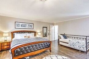 Dock, Boat Slip & View: Lakefront Tan-tar-a Home!