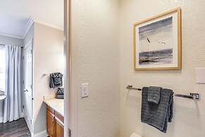 Dock, Boat Slip & View: Lakefront Tan-tar-a Home!