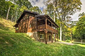 Scenic Trade Cabin w/ Deck Near Boone & App State!