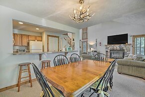 Tannersville Townhome, Near Camelback Mtn!
