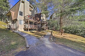 2 Mi to Dtwn: Banner Elk Mtn Townhome w/ Deck!