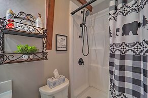 2 Mi to Dtwn: Banner Elk Mtn Townhome w/ Deck!