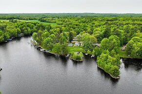 Lakeside Cabin w/ Fire Pit: Near Pine Point Park!