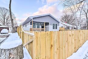 Stylish Retreat w/ Yard < 5 Mi to MSU Campus