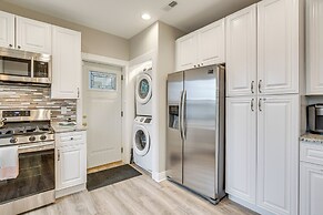 Family Apartment w/ Deck + Yard Near Northwestern