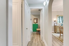 Family Apartment w/ Deck + Yard Near Northwestern