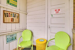 Family Apartment w/ Deck + Yard Near Northwestern