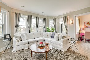 Family Apartment w/ Deck + Yard Near Northwestern