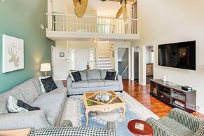 2-story Deck: Waterfront Lake Lure Home!