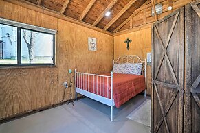 Waterfront Studio w/ Fire Pit on Lake Dunlap!