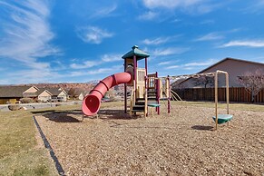 Moab Retreat: 10 Mi to Arches National Park!