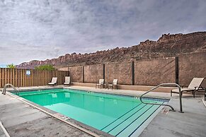 Moab Retreat: 10 Mi to Arches National Park!