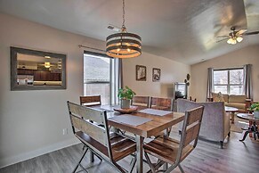 Moab Retreat: 10 Mi to Arches National Park!