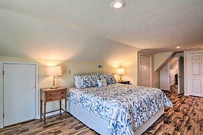 Lakefront Table Rock Getaway w/ Private Swim Dock!