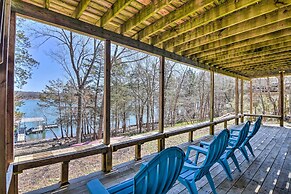 Lakefront Table Rock Getaway w/ Private Swim Dock!
