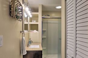 Lorain Lake Cottage < 1 Mi to Lake Erie Fun!