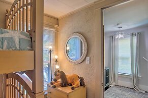 Lorain Lake Cottage < 1 Mi to Lake Erie Fun!