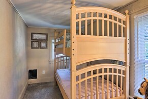 Lorain Lake Cottage < 1 Mi to Lake Erie Fun!