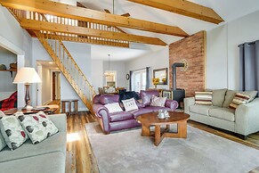 Waterfront Getaway on Sodus Bay: Prime Location!