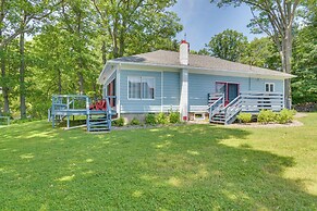 Waterfront Getaway on Sodus Bay: Prime Location!