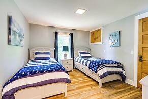 Waterfront Getaway on Sodus Bay: Prime Location!