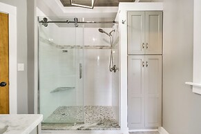 Waterfront Getaway on Sodus Bay: Prime Location!