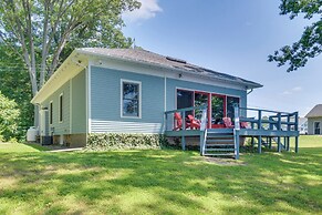 Waterfront Getaway on Sodus Bay: Prime Location!