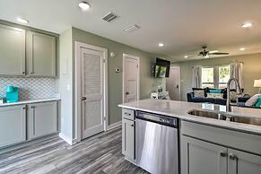 Gulf Shores Condo - Walk to Beach & Restaurants!