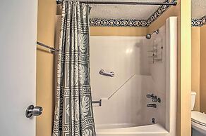 4 Mi to Barefoot Landing: North Myrtle Beach Home