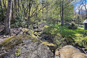 Boone Vacation Rental w/ Private Hot Tub & Deck
