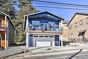 Stunning Stevenson Retreat w/ Mountain Views!