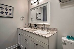 'sound of the Sea' Oak Island Condo w/ Pools!