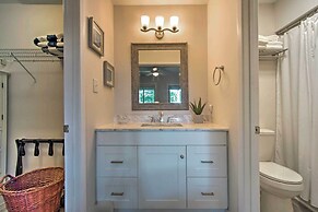 'sound of the Sea' Oak Island Condo w/ Pools!