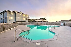 'sound of the Sea' Oak Island Condo w/ Pools!