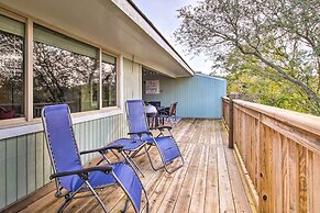 'sound of the Sea' Oak Island Condo w/ Pools!