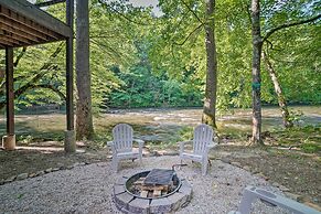 Crystal River Cabin w/ Scenic View & Fire Pit